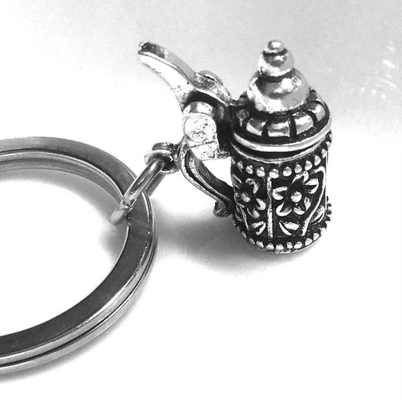 Miniature Beer Stein Mug Jug beer Lovers Beer Mug charm gift keyring Keychain - Picture 1 of 3